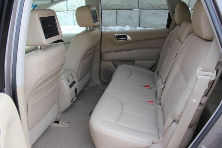  Nissan Pathfinder 2013 года  (фото 18 из 141)